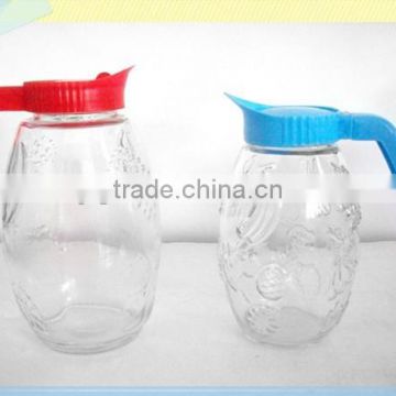 clear glass pitcher with handle