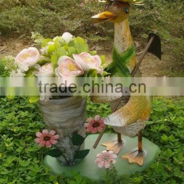 garden duck decoration