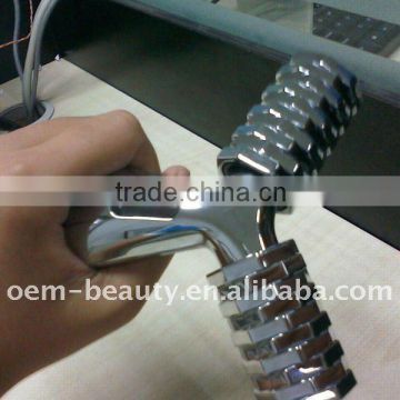 Simple skin firming cosmetic roller Effection of Platinum Electronic Roller S001