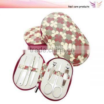 Beauty and personal care lady manicure set 4 leaves flower PU manicure pedicure