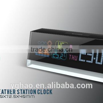 2016Hot selling digital clock with weather station and barometer