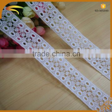 korean hot selling cheap embroidered white cotton lace trim in dubai wholesale