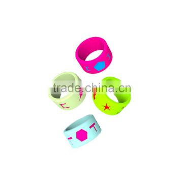 2015 china excellent custom soft swing ring wholesales