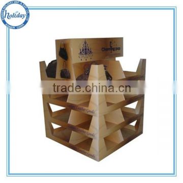 Holiday department store corrugated cardboard retail pallet display for handbags