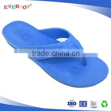 Unisex fashion cumstom slippers China wholesale eva flip flops solid with beautiful flower texture slippers with heels