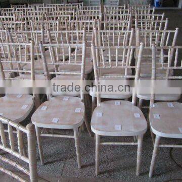 UK style whitewash color wooden chiavari chair/tiffany chair for UK market