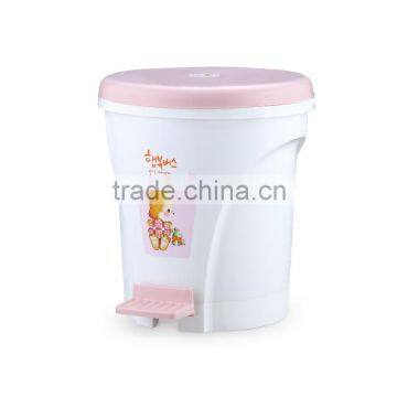Indoor PP plastic foot pedal garbage bin trash can for home use
