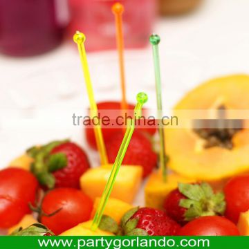 arrow plastic food picks in the party