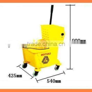 31L ZYAF088 Mop Bucket and Wringer