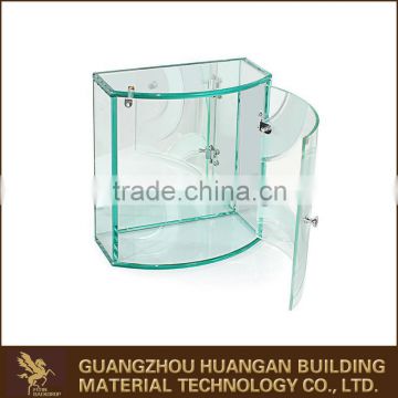 Wall hang strage glass cabinet