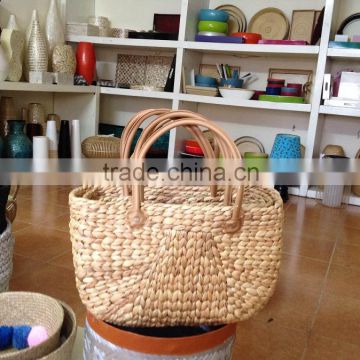 eco-friendly water hyacinth basket from vietnam