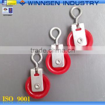 Wholesale Small Plastic Pully Wheels with Swivel Eye for Door and Tent Use YS50030