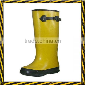 Yellow rubber slush boots, rubber boots without steel toe