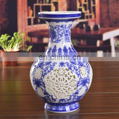 Wholesale Jingdezhen Antique Old Blue and White Hollow out ceramic vase