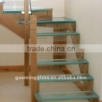 laminated glass for stairs