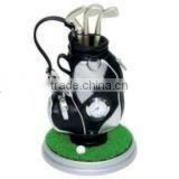 Golf penholder with clock lawn and three metal pens