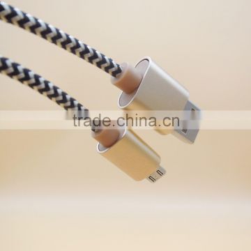 Offer USB data and charging cable for mobile phone