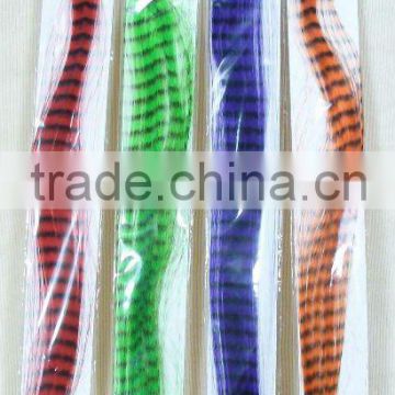 Feather pattern clip-in hair extension