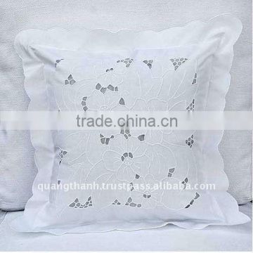 hand embroiderer cushion cover