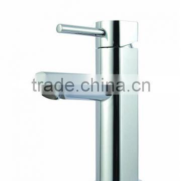 2014 China hot sale Single Handle Brass Wash Basin Tap faucet kitchen