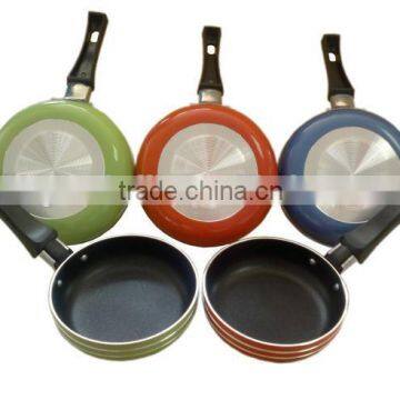 12-16cm pan, non stick frying pan, the characteristics of small frying pan
