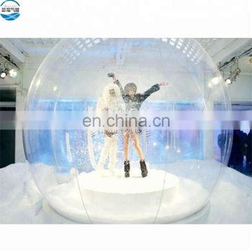 Factory high-quality customized  outdoor christmas decoration giant inflatable human size snow globe tent for sale