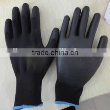 Polyurethane dipped working glove