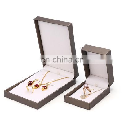 Custom jewelry packaging square pu leather jewelry box ring box