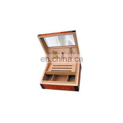 Eco-friendly Lacquer Cigar Display Box Wooden Cigar Humidor Desktop Humidor