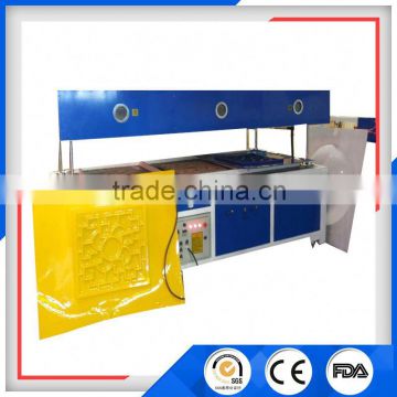 High-Speed Vacuum Forming Machine For Advertising