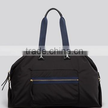 Water-resistant nylon duffel bag/weekender bag