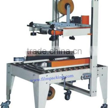 Semi-automatic carton sealing machine for food and beverage