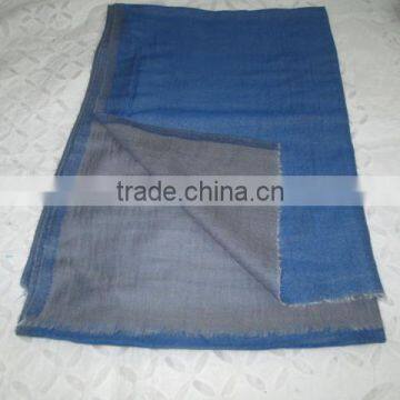 A REVERSABLE SCARF TEXTILE HERITAGE PRODUCT CASHMERE