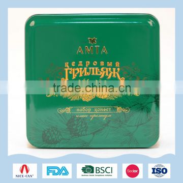 Small green pressed powder tin box for lady cosmetic