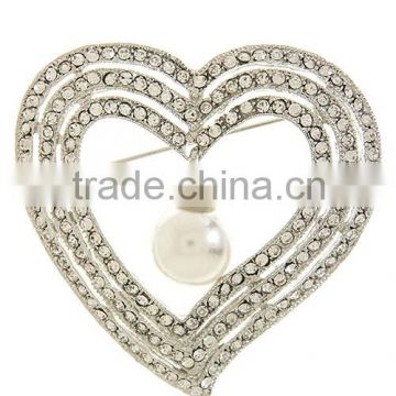 CRYSTAL PAVE HEART BROOCH
