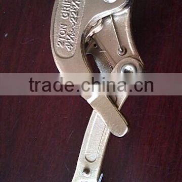 All purpose wire rope grip