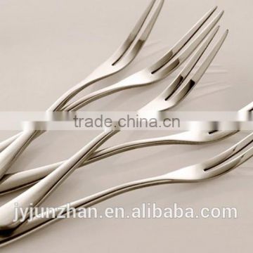 Factory sell Stainless fruit fork with plain handle and nice design
