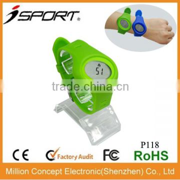 wearable technology clip or wristband Bluetooth smart pedometer bracelet