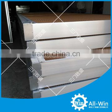 machine for producing the cooling pad