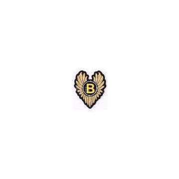 Wings Shape Embroidered Emblems Gold Embroidered Letter Patches With Alphabet B
