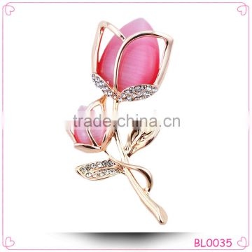 Wholesale Bulk Bridal Brooch Bouquet Flower Design Diamond Brooch for Beautiful Ladies
