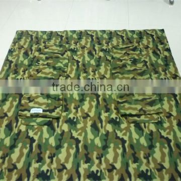 Camouflage Pattern Polyester TV Throw, Adults TV Blanket with handy Remote Pocket