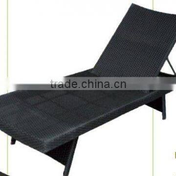 Outdoor rattan lounge