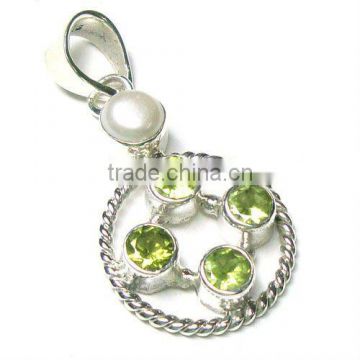 Natural pearls 925 sterling silver peridot pendant jewellery