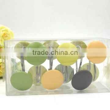 A variety of color of round Polyresin Shower curtain hooks