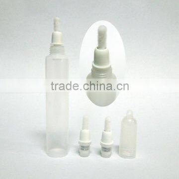 Professional D22 15ml custom color lipglass beauty plastic tube