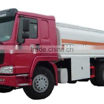 China Manufacturer SINOTRUCK HOWO 6X4 Fuel Tank Truck