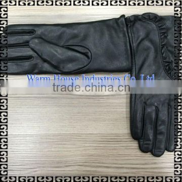 2016 Fashion Wholesale Women's Superior Chrome Black Short Fingered Leather Gloves