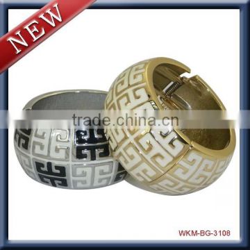 Factory price fashion charming bracelet for girls