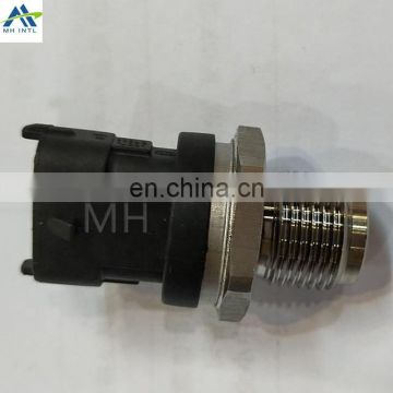 Auto Parts Fuel Rail High Pressure Sensor 0281002863 For CUMMINS